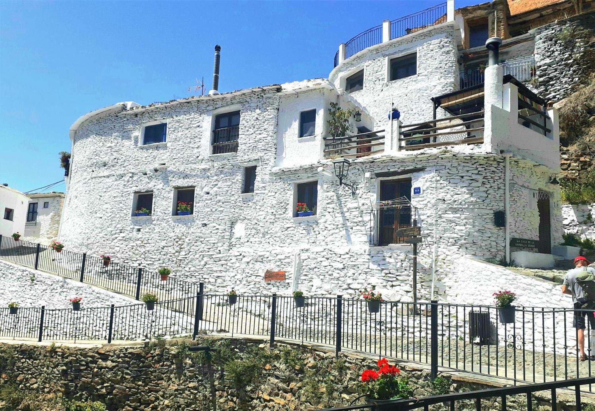 La Casa De La Bombilla Verde Trevélez Exterior photo